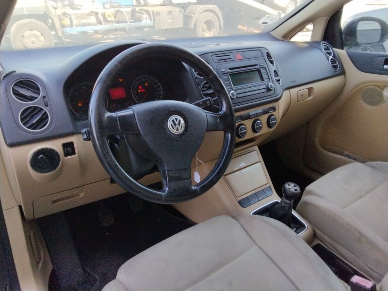 volkswagen golf v (1k1) del año 2006