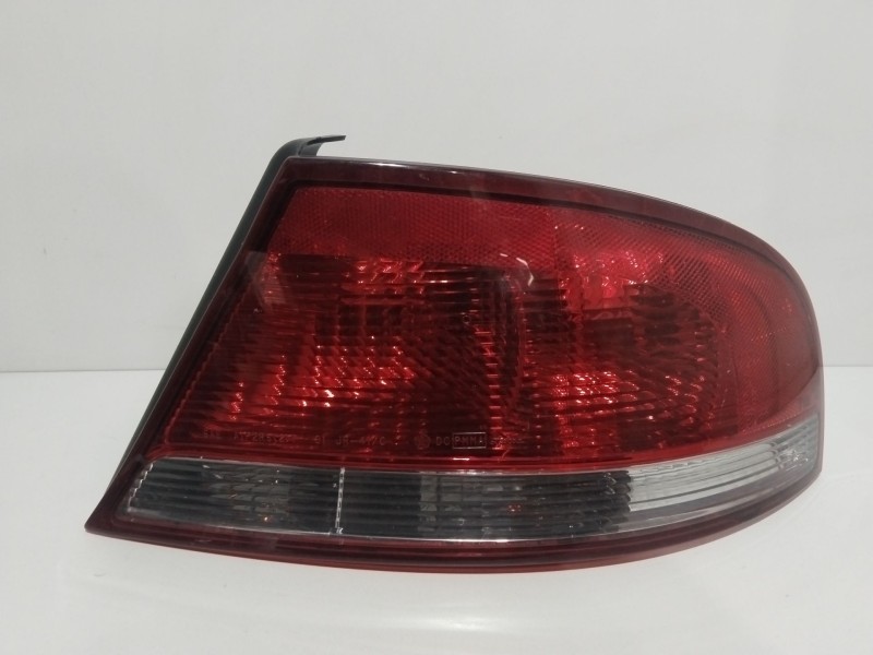 Recambio de piloto trasero derecho para chrysler sebring (jr) 2.0 referencia OEM IAM 04805352AA  