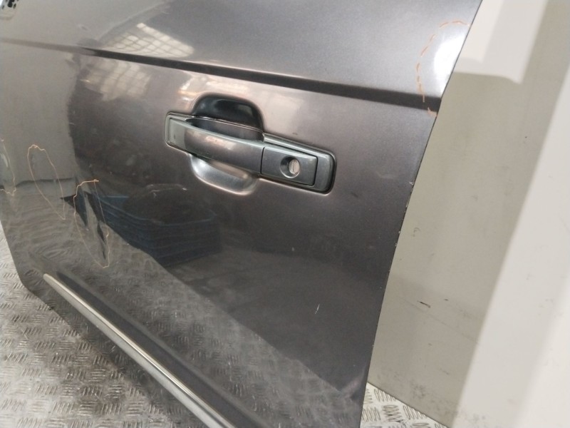 Recambio de puerta delantera izquierda para ssangyong rodius i 2.7 xdi referencia OEM IAM   