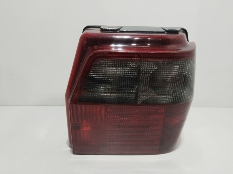 Recambio de piloto trasero derecho para fiat uno (146_, 158_) 45 0.9 referencia OEM IAM 7700363  