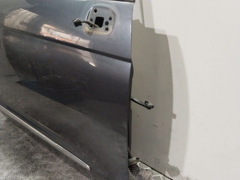 Recambio de puerta delantera derecha para ssangyong rodius i 2.7 xdi referencia OEM IAM   