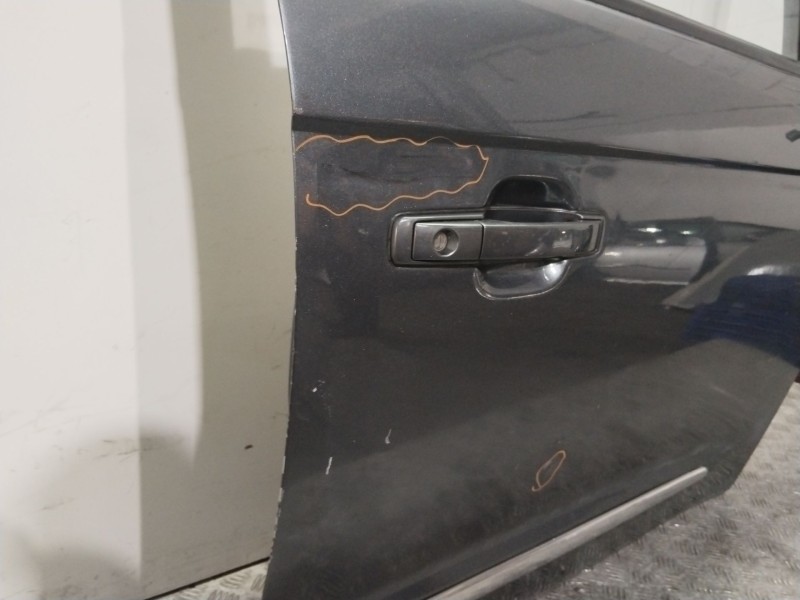 Recambio de puerta delantera derecha para ssangyong rodius i 2.7 xdi referencia OEM IAM   