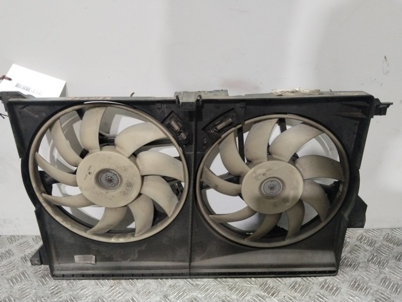 Recambio de electroventilador para opel vectra c (z02) 1.9 cdti (f69) referencia OEM IAM 13123751  