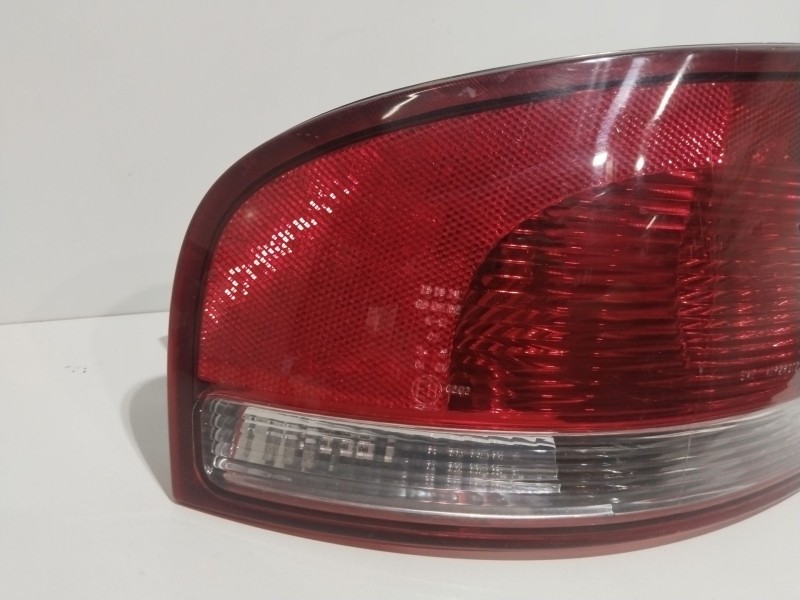 Recambio de piloto trasero izquierdo para chrysler sebring (jr) 2.0 referencia OEM IAM 04805353AA  