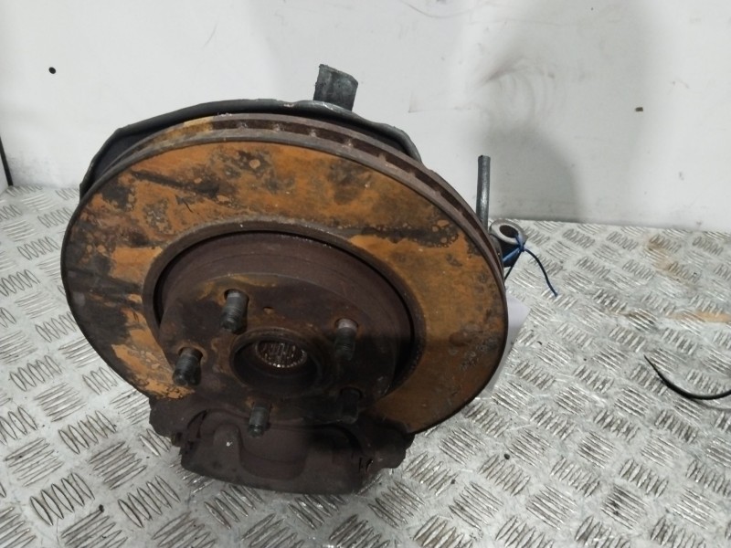 Recambio de mangueta delantera derecha para toyota auris (_e15_) 2.0 d-4d (ade150_) referencia OEM IAM 4321102170  