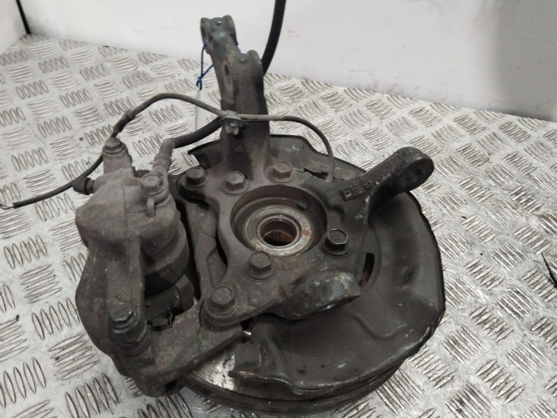 Recambio de mangueta delantera derecha para toyota auris (_e15_) 2.0 d-4d (ade150_) referencia OEM IAM 4321102170  