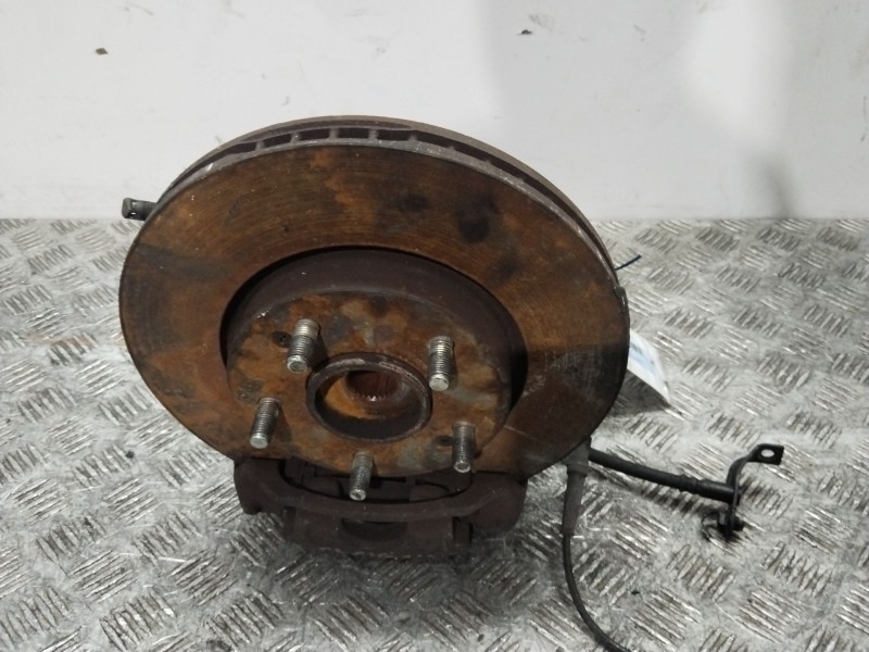 Recambio de mangueta delantera derecha para hyundai accent iii (mc) 1.5 crdi gls referencia OEM IAM 517161E100  