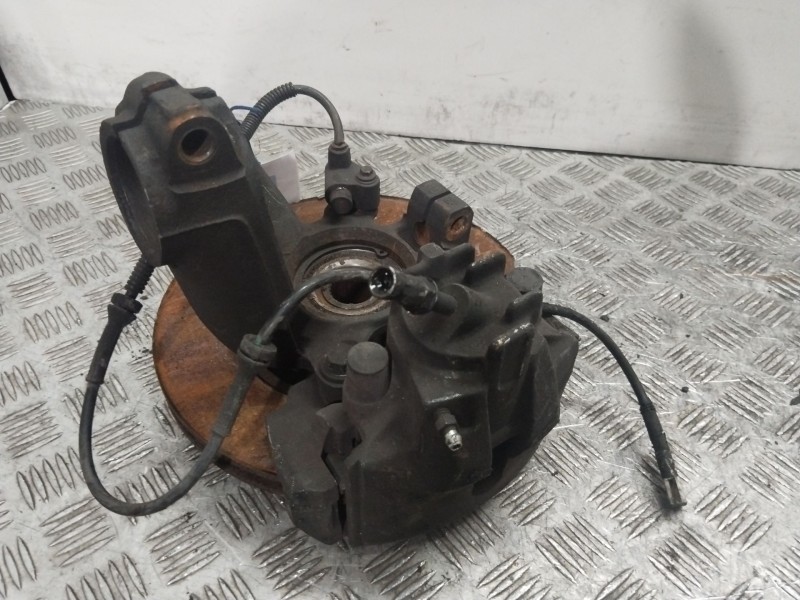 Recambio de mangueta delantera derecha para ford mondeo ii (bap) 2.0 i referencia OEM IAM 97BG3K170   Recambio de mangueta delantera derecha para ford mondeo ii (bap) 2.0 i referencia OEM IAM 97BG3K170