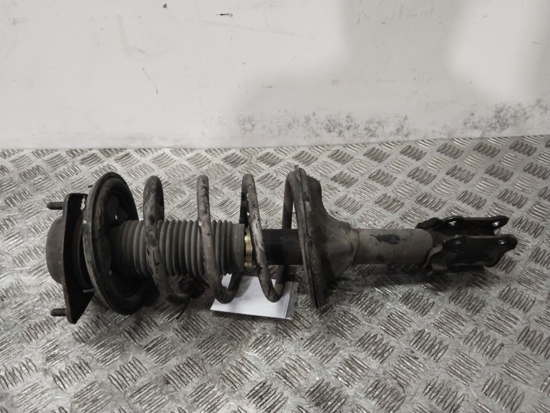 Recambio de amortiguador delantero derecho para hyundai matrix (fc) 1.5 crdi referencia OEM IAM 5466117600  