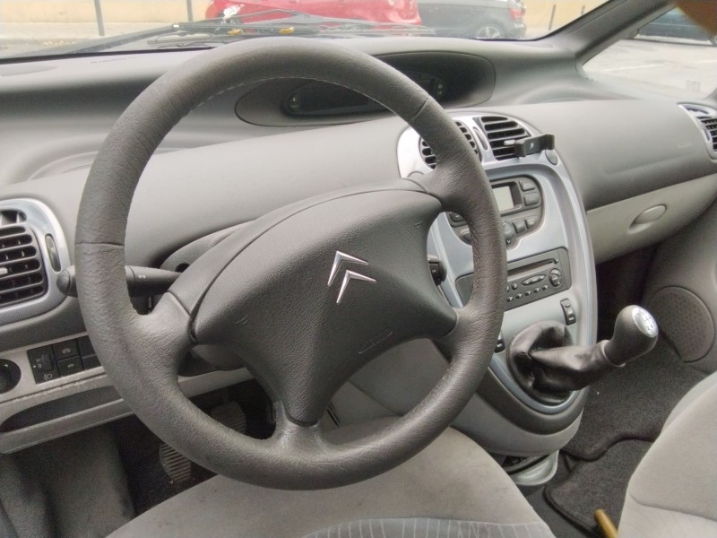 citroën xsara picasso (n68) del año 2003 citroën xsara picasso (n68) del año 2003