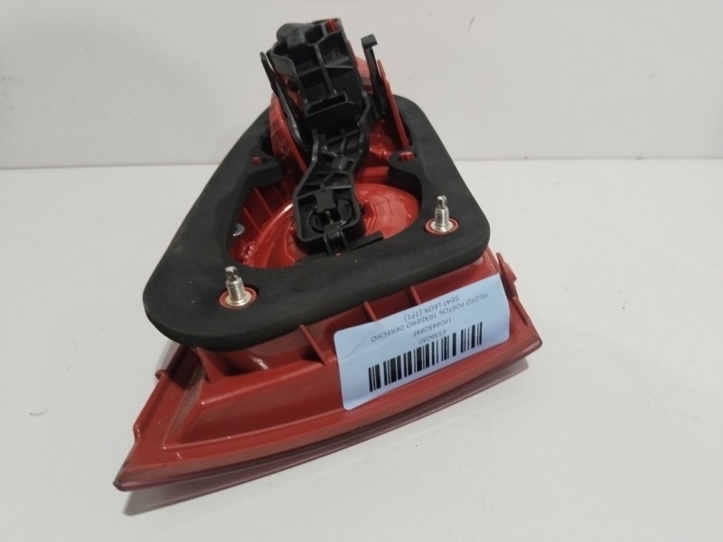 Recambio de piloto porton trasero derecho para seat leon (1p1) 1.6 tdi referencia OEM IAM 1P0945094F   Recambio de piloto porton trasero derecho para seat leon (1p1) 1.6 tdi referencia OEM IAM 1P0945094F