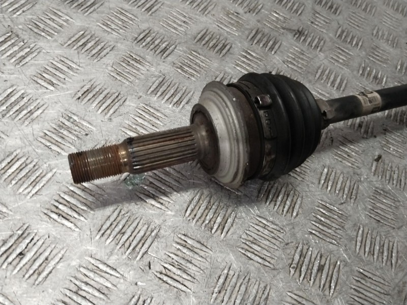 Recambio de transmision delantera izquierda para mazda 2 (de_, dh_) 1.3 (de3fs) referencia OEM IAM FD8225600B  