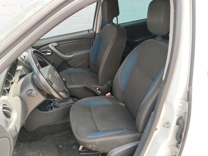 dacia duster (hs_) del año 2015