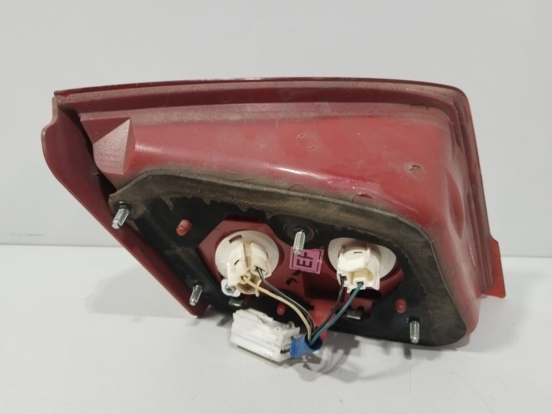 Recambio de piloto porton trasero derecho para chevrolet lacetti (j200) 2.0 d referencia OEM IAM 96551217   Recambio de piloto porton trasero derecho para chevrolet lacetti (j200) 2.0 d referencia OEM IAM 96551217