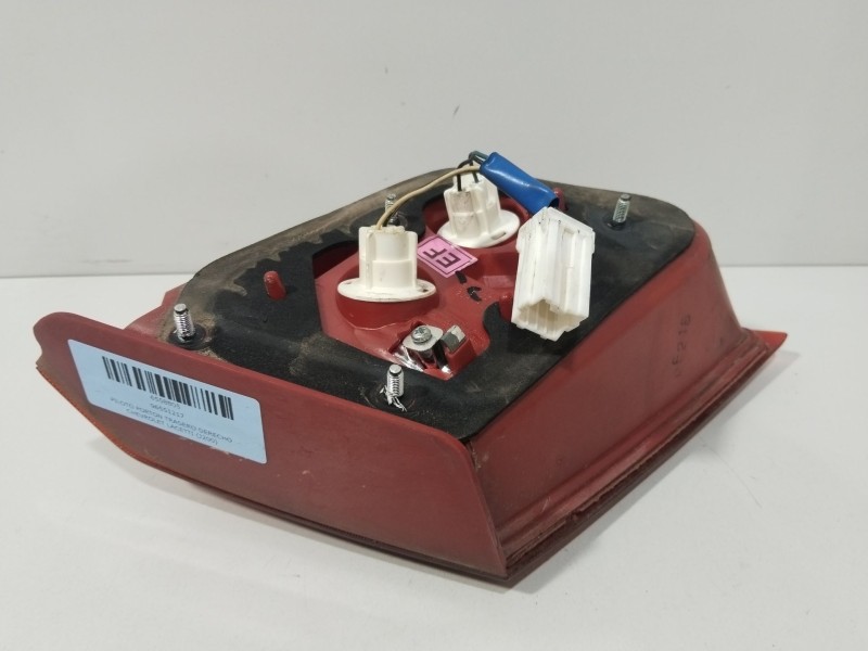 Recambio de piloto porton trasero derecho para chevrolet lacetti (j200) 2.0 d referencia OEM IAM 96551217   Recambio de piloto porton trasero derecho para chevrolet lacetti (j200) 2.0 d referencia OEM IAM 96551217