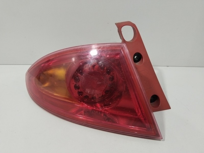 Recambio de piloto trasero izquierdo para seat leon (1p1) 1.6 tdi referencia OEM IAM 1P0945095F   Recambio de piloto trasero izquierdo para seat leon (1p1) 1.6 tdi referencia OEM IAM 1P0945095F
