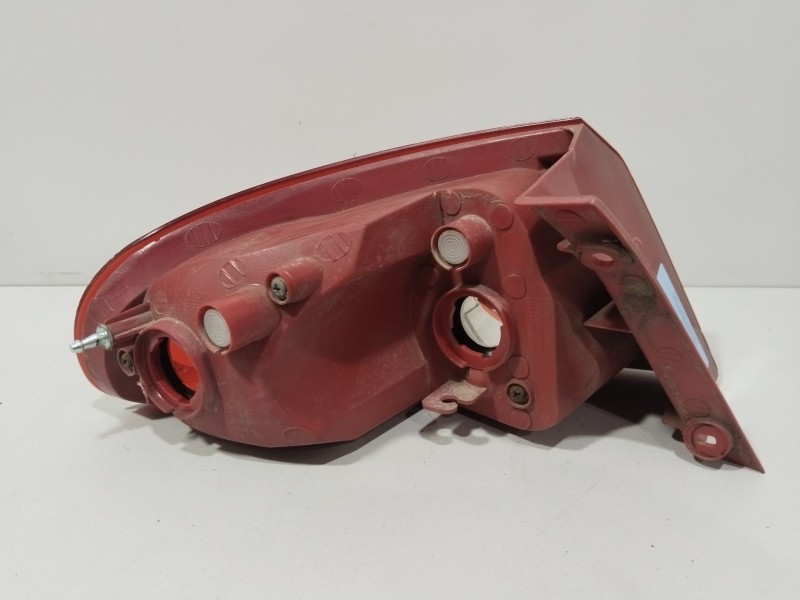 Recambio de piloto trasero derecho para chevrolet lacetti (j200) 2.0 d referencia OEM IAM 201193R   Recambio de piloto trasero derecho para chevrolet lacetti (j200) 2.0 d referencia OEM IAM 201193R