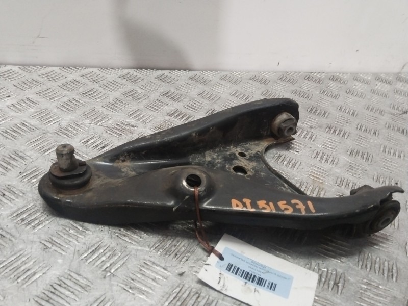 Recambio de brazo suspension inferior delantero izquierdo para dacia sandero ii tce 90 (b8m1, b8ma) referencia OEM IAM 545017081
