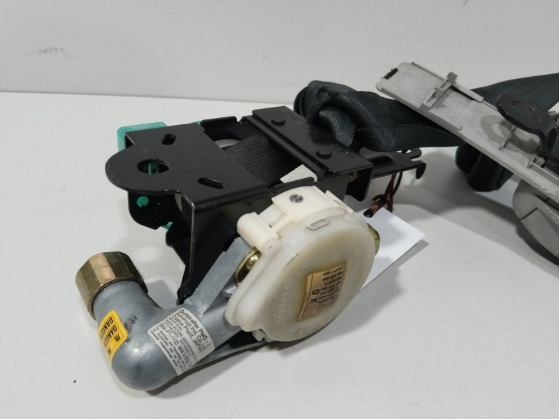 Recambio de cinturon seguridad delantero derecho para mazda 2 (dy) 1.4 referencia OEM IAM BGA521207  