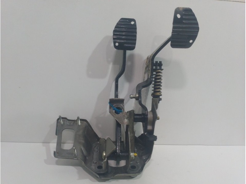 Recambio de pedal embrague para citroën berlingo xtr 1,6 hdi 92 referencia OEM IAM 84PGQW0178686 094320120E 