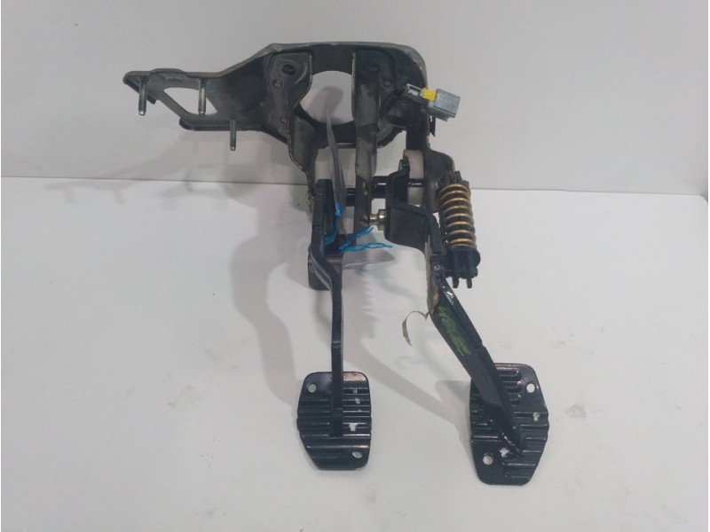 Recambio de pedal embrague para citroën berlingo xtr 1,6 hdi 92 referencia OEM IAM 84PGQW0178686 094320120E 