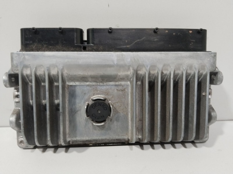 Recambio de centralita motor uce para toyota corolla sedán (_e21_) 1.8 vvti hybrid (zwe211, mzea12) referencia OEM IAM 896610ZS1