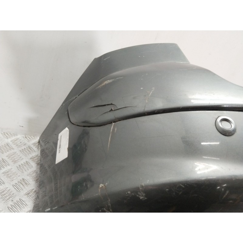 PARAGOLPES TRASERO GRIS OSCURO  - imagen 2