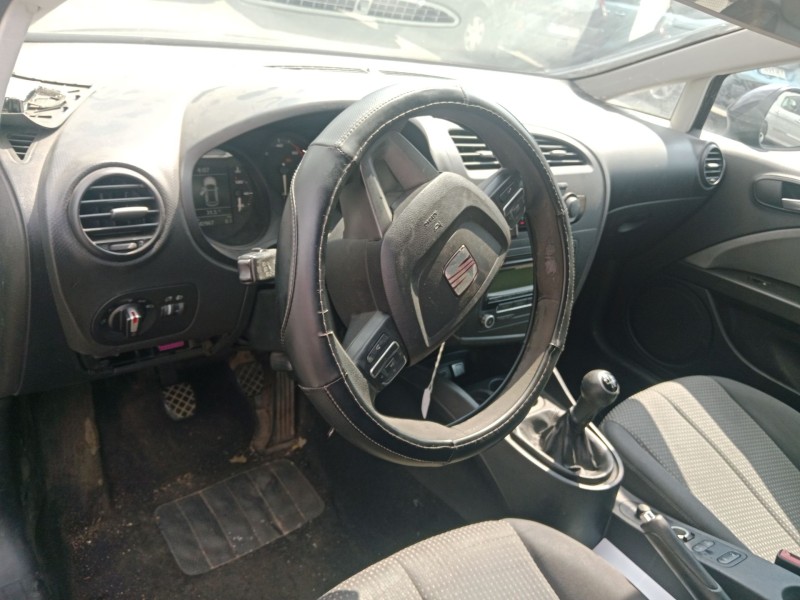 seat leon (1p1) del año 2010