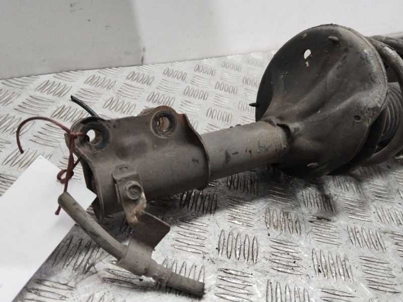 Recambio de amortiguador delantero derecho para hyundai elantra (xd) 2.0 crdi comfort (5-ptas.) referencia OEM IAM 546612D100  