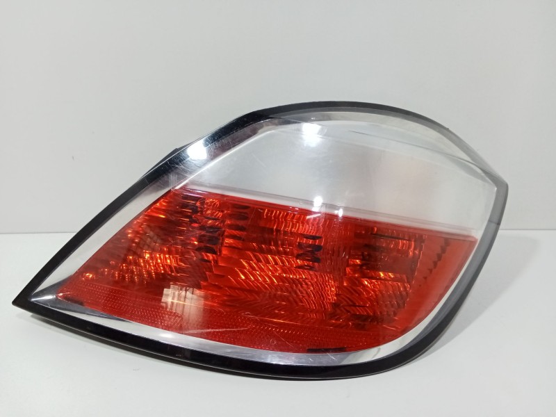 Recambio de piloto trasero derecho para opel astra h (a04) 1.7 cdti (l48) referencia OEM IAM   