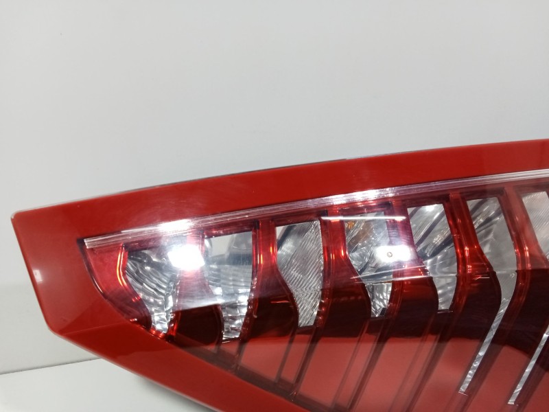 Recambio de piloto trasero izquierdo para renault scénic iii (jz0/1_) 1.4 16v (jz0f, jz1v) referencia OEM IAM   