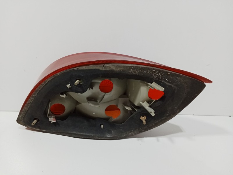 Recambio de piloto trasero izquierdo para ford ka (rb_) 1.3 i referencia OEM IAM   