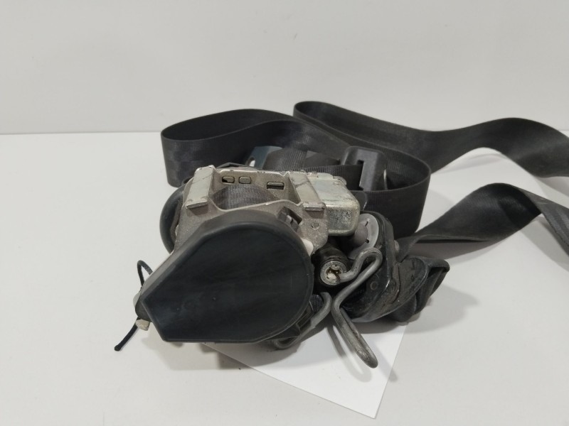 Recambio de cinturon seguridad delantero derecho para citroën c4 berlina collection referencia OEM IAM 040066  