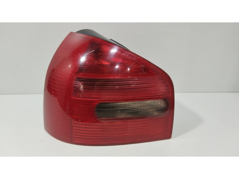 Recambio de piloto trasero izquierdo para audi a3 (8l1) 1.8 referencia OEM IAM   