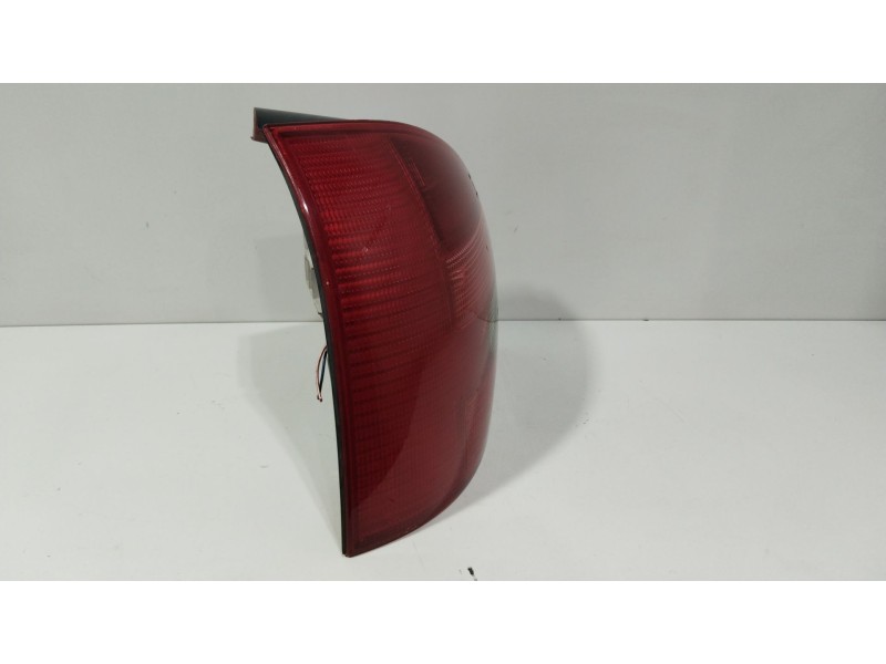 Recambio de piloto trasero izquierdo para audi a3 (8l1) 1.8 referencia OEM IAM   