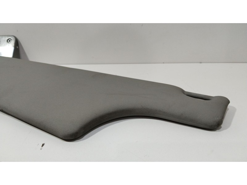Recambio de parasol derecho para nissan interstar furgoneta (x70) dci 120 referencia OEM IAM 8200466881  