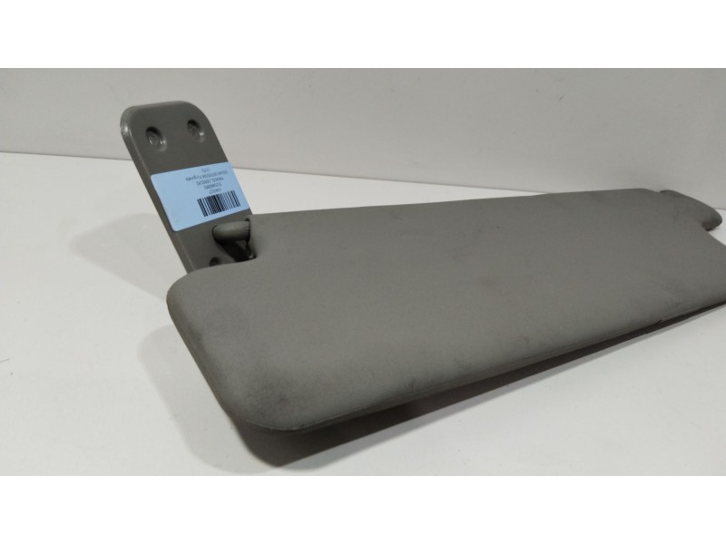 Recambio de parasol derecho para nissan interstar furgoneta (x70) dci 120 referencia OEM IAM 8200466881  