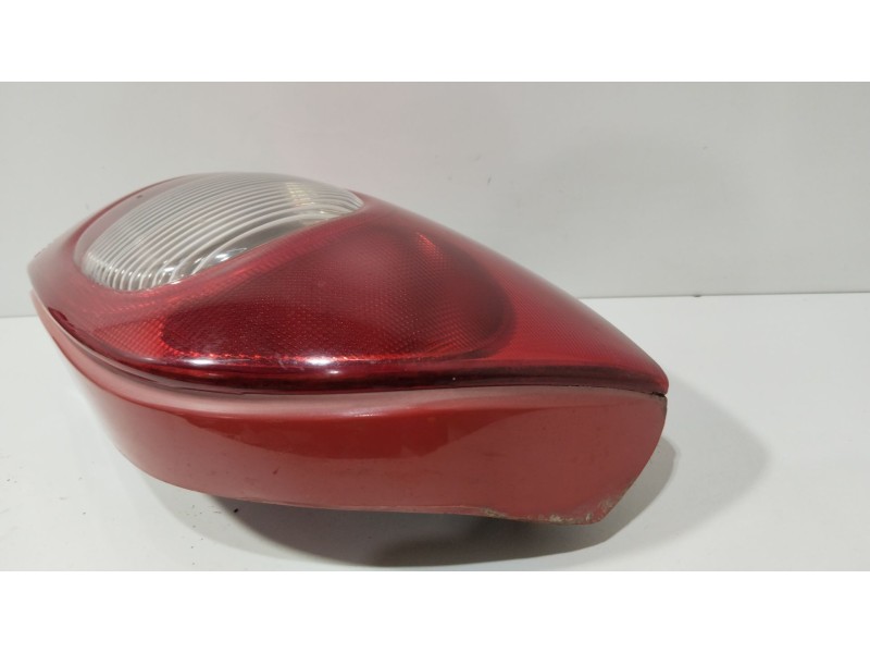 Recambio de piloto trasero izquierdo para citroën xsara picasso (n68) 2.0 hdi referencia OEM IAM 89300231  