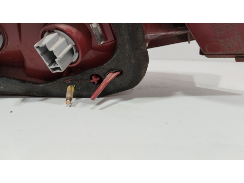 Recambio de piloto trasero derecho para mazda 3 (bk) 1.6 (bk14) referencia OEM IAM   