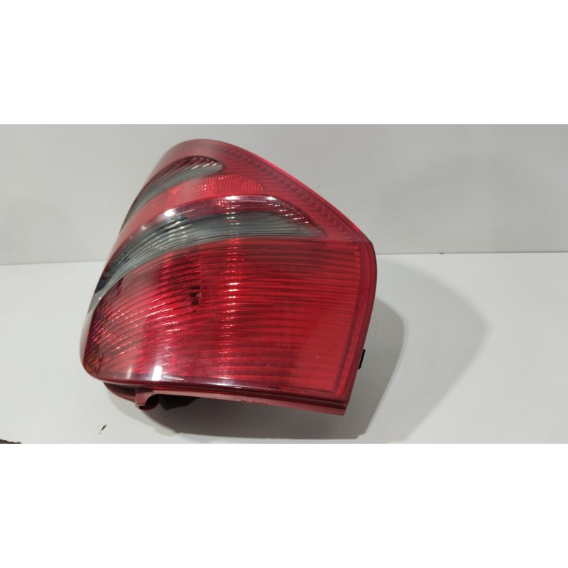 Recambio de piloto trasero izquierdo para mercedes-benz clase a (w169) a 160 cdi (169.006, 169.306) referencia OEM IAM A16982009