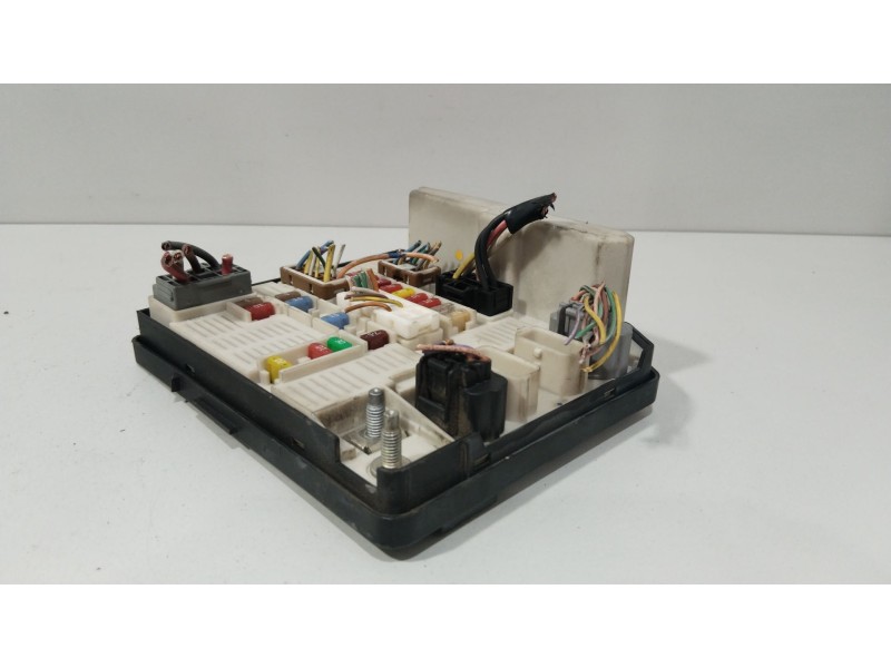 Recambio de caja reles / fusibles para renault grand scénic ii (jm0/1_) 1.6 referencia OEM IAM   