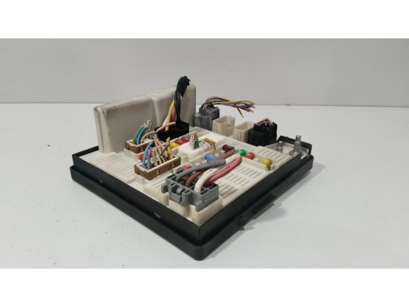 Recambio de caja reles / fusibles para renault grand scénic ii (jm0/1_) 1.6 referencia OEM IAM   