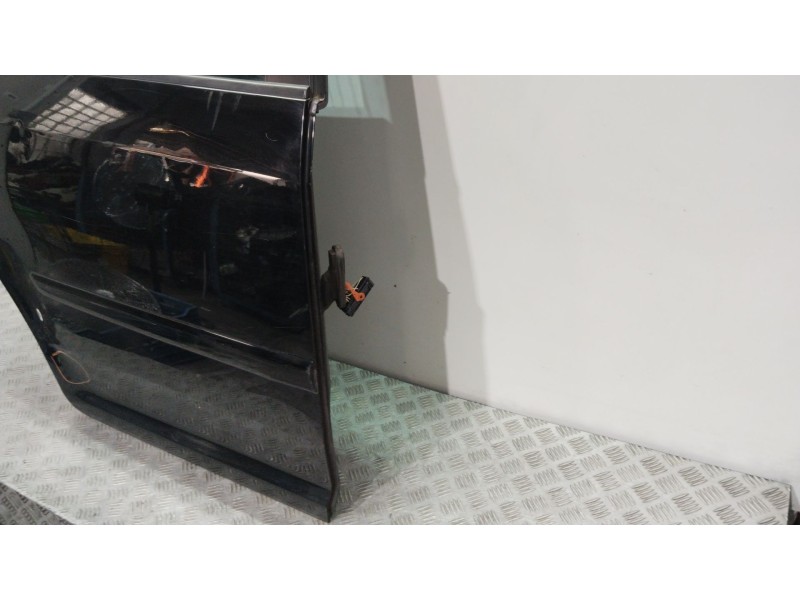 Recambio de puerta trasera derecha para volkswagen touran (1t1, 1t2) 1.9 tdi referencia OEM IAM   