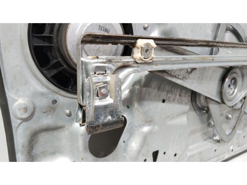 Recambio de elevalunas delantero derecho para volvo xc70 ii (136) d5 awd referencia OEM IAM 983040101  