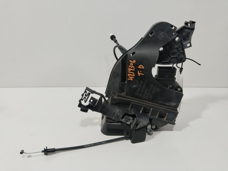 Recambio de cerradura puerta trasera derecha para volvo s40 berlina 2.0 kinetic referencia OEM IAM RH30699112  