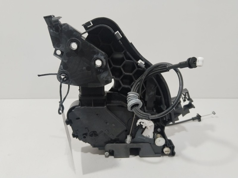 Recambio de cerradura puerta trasera derecha para volvo s40 berlina 2.0 kinetic referencia OEM IAM RH30699112  