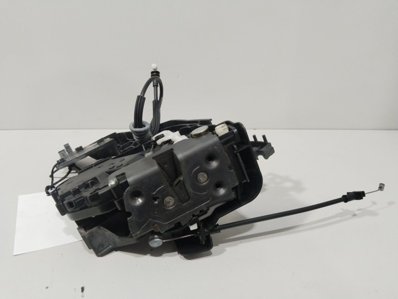 Recambio de cerradura puerta trasera derecha para volvo s40 berlina 2.0 kinetic referencia OEM IAM RH30699112  