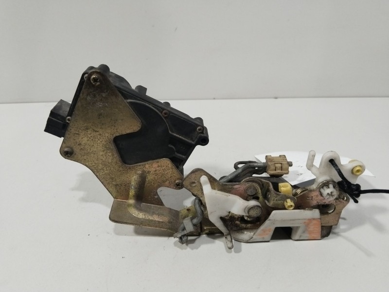 Recambio de cerradura puerta trasera derecha para daewoo matiz cd referencia OEM IAM 96527759  