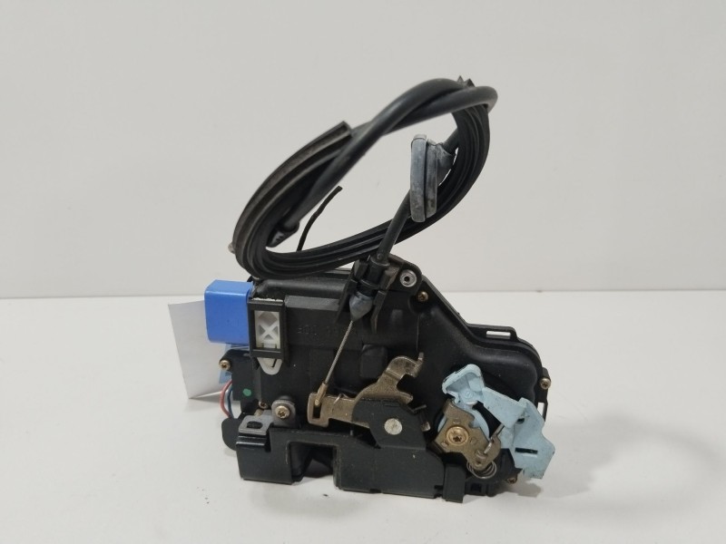 Recambio de cerradura puerta delantera derecha para volkswagen touran (1t1, 1t2) 1.9 tdi referencia OEM IAM 3D1837016AC  