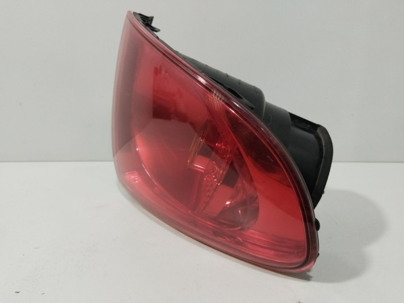 Recambio de piloto trasero izquierdo para seat altea (5p1) 2.0 tdi referencia OEM IAM 5P0945111F  